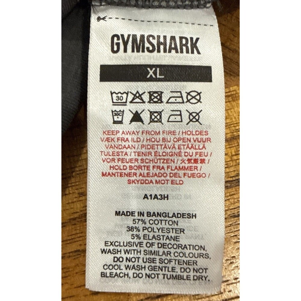 GYMSHARK Grey Camouflaged Design Size XL Cotton/Poly Tshirt GUC - Picture 7 of 11